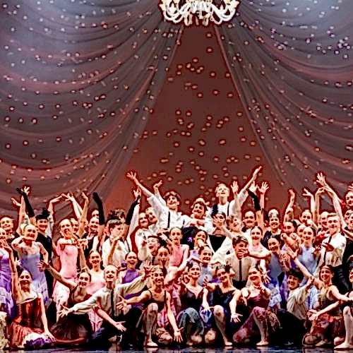 Group image of the young people at The Dance School of Scotland