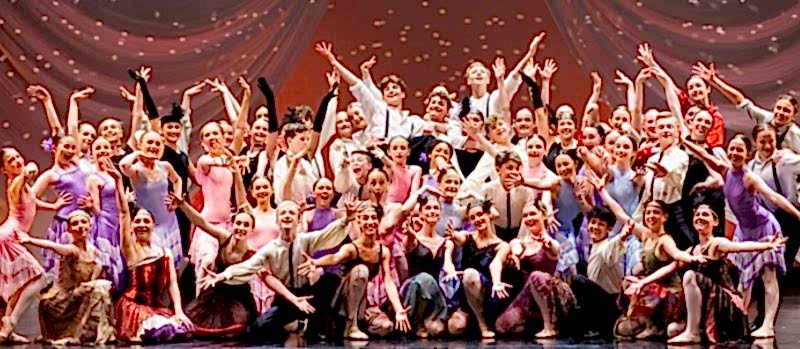 Group image of the young people at The Dance School of Scotland